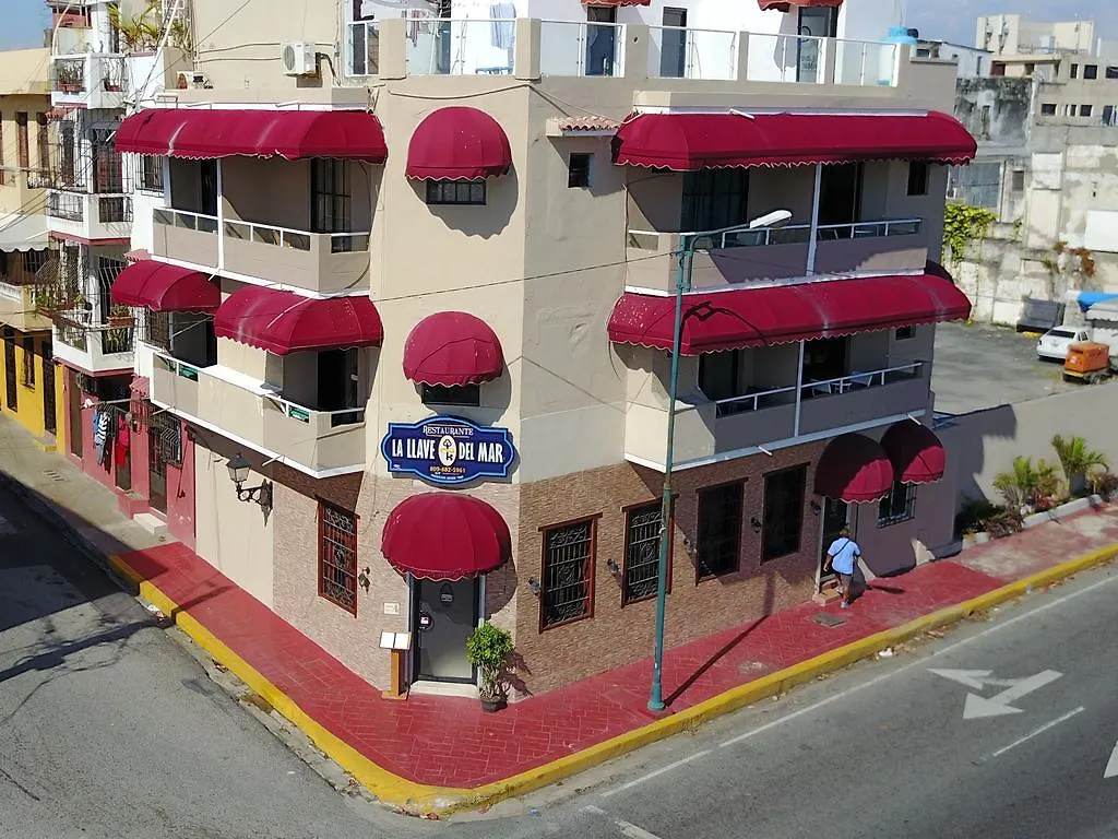Hotel Llave Del Mar contacts